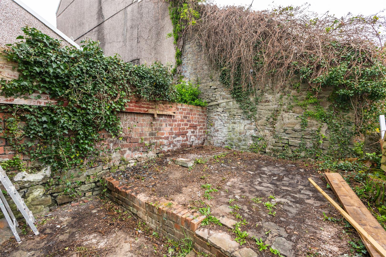 Constitution Hill, Swansea, SA1 6JA